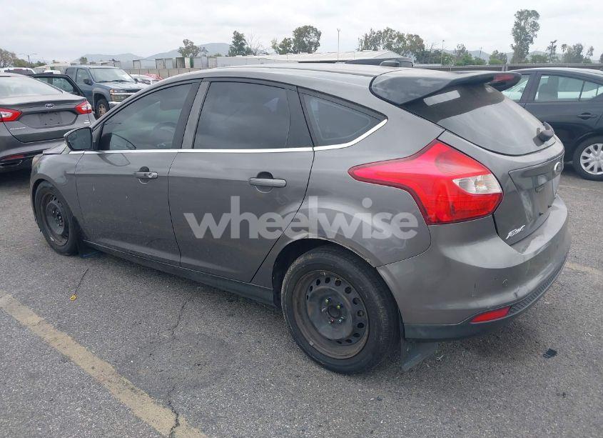 Photo 3 of 2013 Ford Focus TITANIUM (VIN 1FADP3N21DL190250)