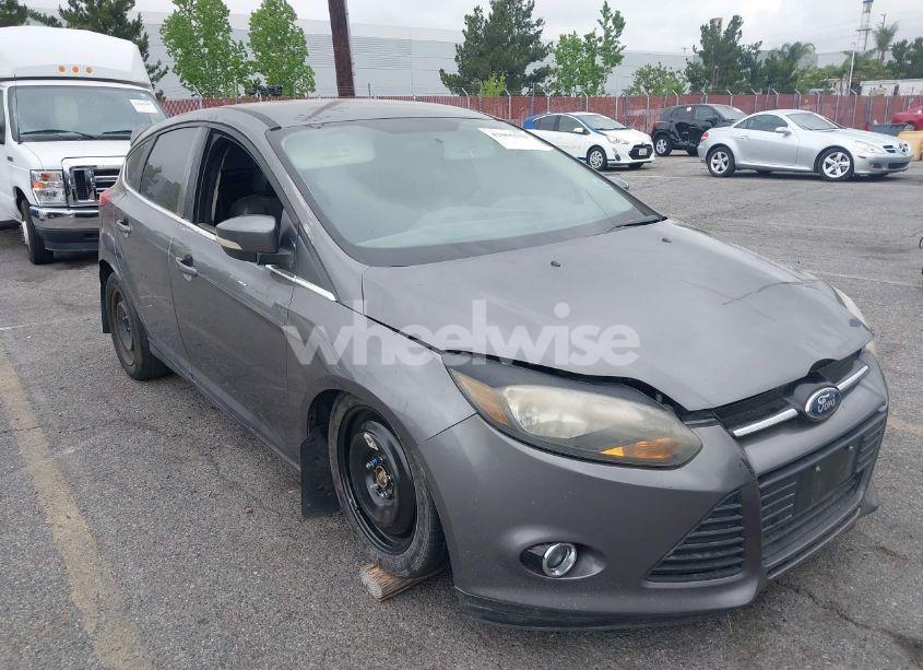 Photo 6 of 2013 Ford Focus TITANIUM (VIN 1FADP3N21DL190250)