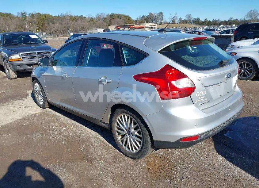 Photo 3 of 2013 Ford Focus TITANIUM (VIN 1FADP3N21DL209492)