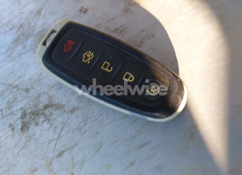 Photo 11 of 2013 Ford Focus TITANIUM (VIN 1FADP3N21DL295211)