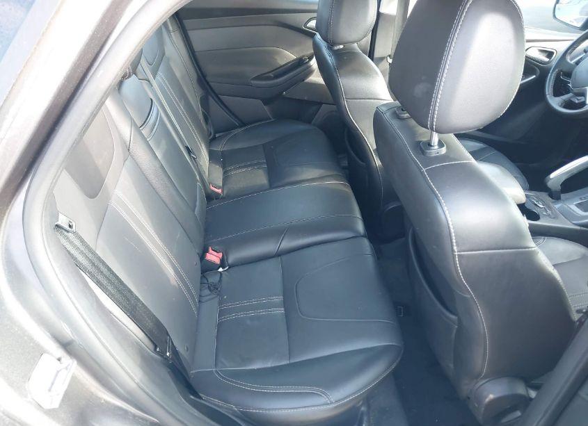 Photo 8 of 2013 Ford Focus TITANIUM (VIN 1FADP3N21DL359330)