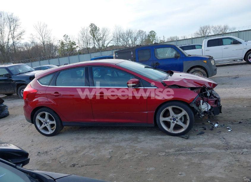 Photo 13 of 2013 Ford Focus TITANIUM (VIN 1FADP3N21DL378878)