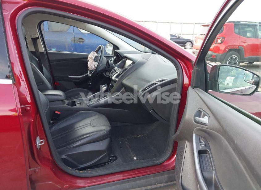 Photo 5 of 2013 Ford Focus TITANIUM (VIN 1FADP3N21DL378878)