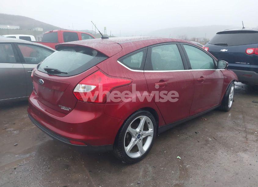 Photo 4 of 2014 Ford Focus TITANIUM (VIN 1FADP3N21EL262808)