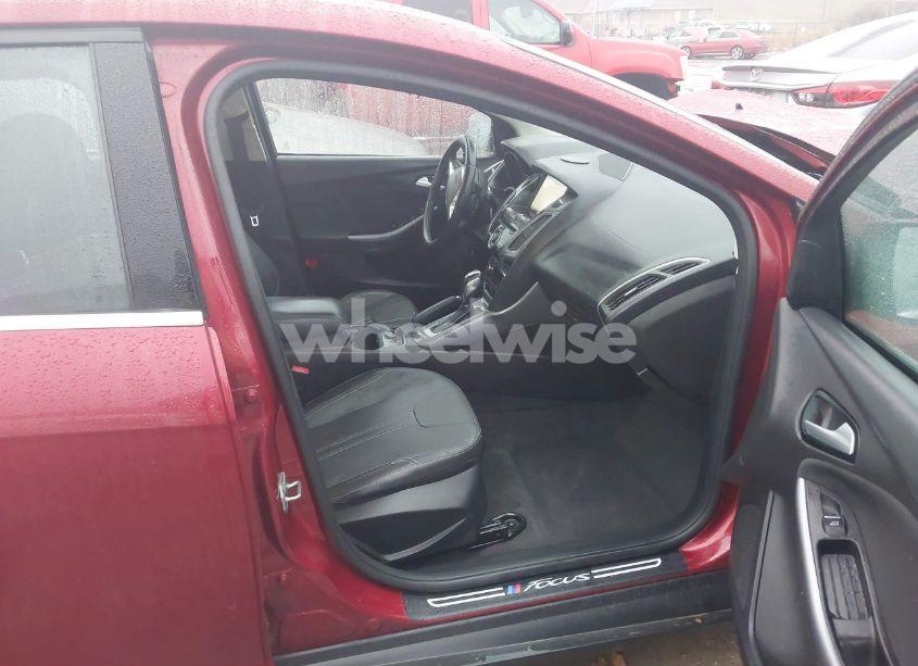 Photo 5 of 2014 Ford Focus TITANIUM (VIN 1FADP3N21EL262808)