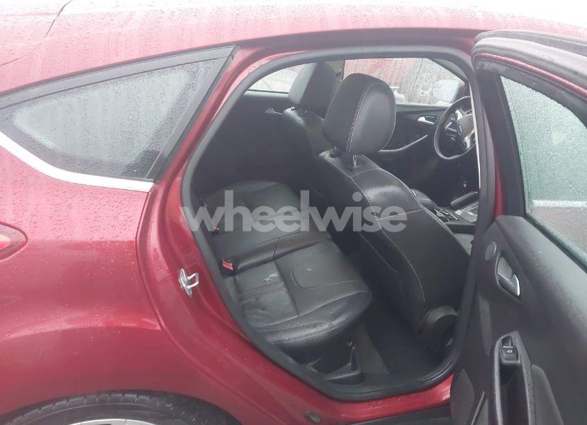 Photo 8 of 2014 Ford Focus TITANIUM (VIN 1FADP3N21EL262808)