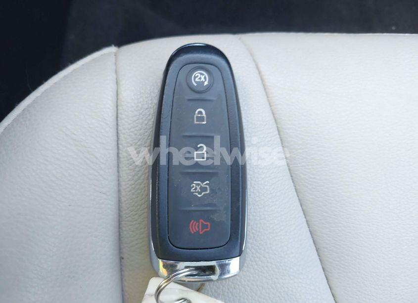 Photo 11 of 2015 Ford Focus TITANIUM (VIN 1FADP3N21FL339209)