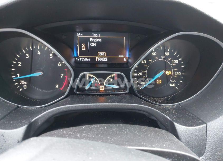 Photo 7 of 2015 Ford Focus TITANIUM (VIN 1FADP3N21FL379578)