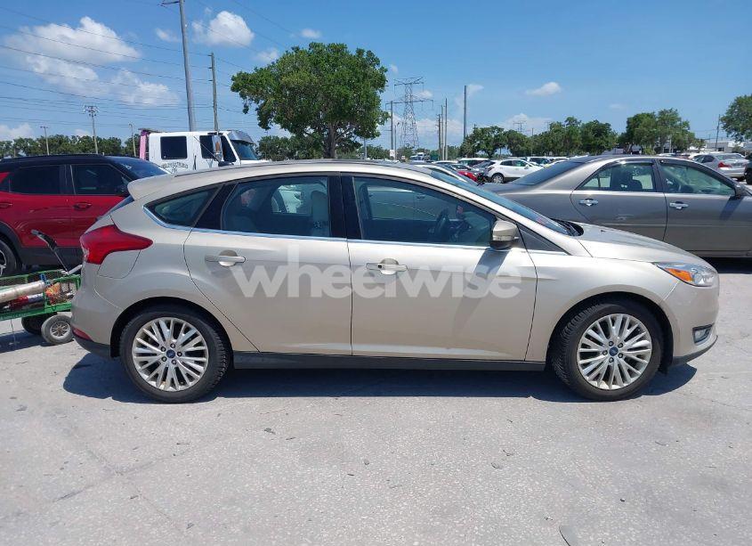 Photo 13 of 2017 Ford Focus TITANIUM (VIN 1FADP3N21HL327581)