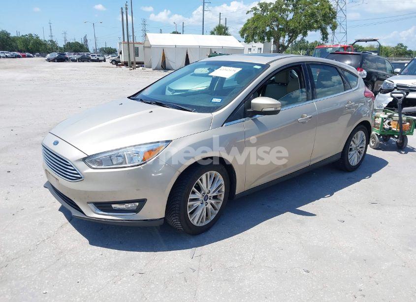 Photo 2 of 2017 Ford Focus TITANIUM (VIN 1FADP3N21HL327581)