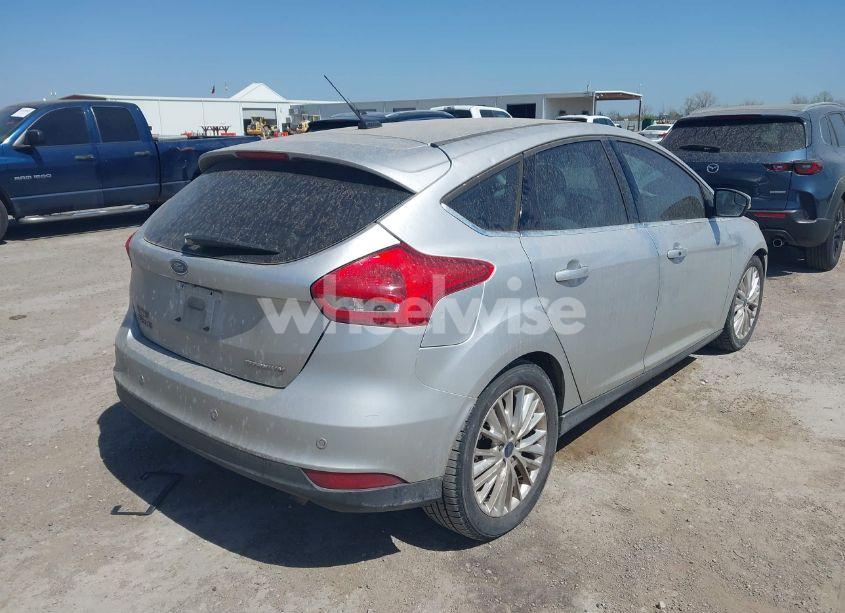 Photo 4 of 2018 Ford Focus TITANIUM (VIN 1FADP3N21JL325951)