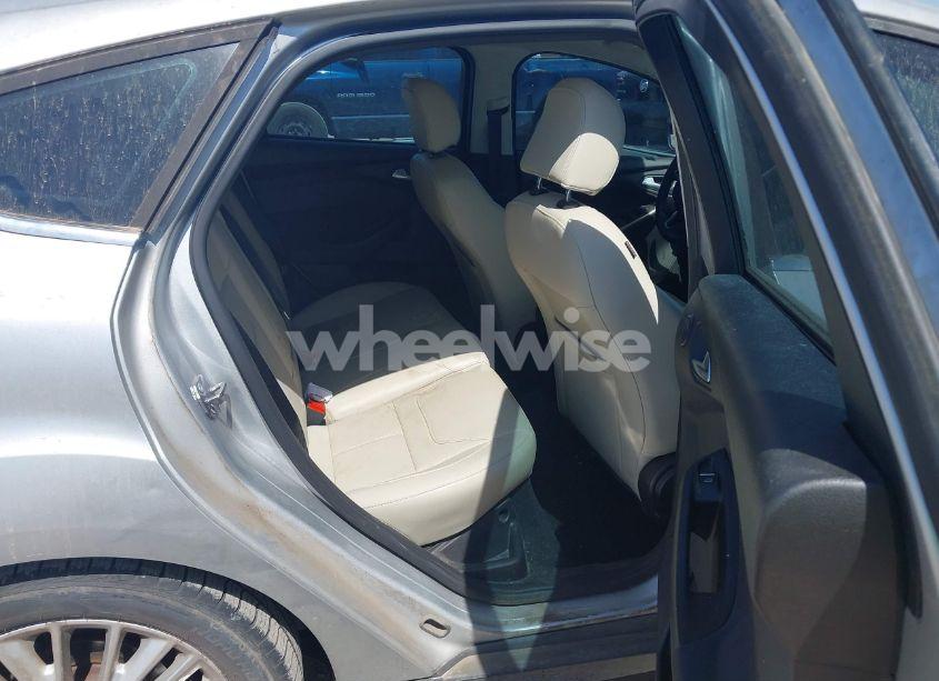 Photo 8 of 2018 Ford Focus TITANIUM (VIN 1FADP3N21JL325951)