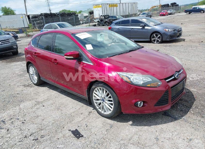 2013 Ford Focus TITANIUM (VIN 1FADP3N22DL129912) main photo