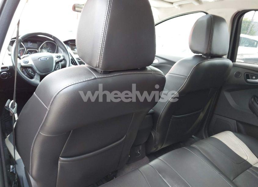 Photo 14 of 2013 Ford Focus TITANIUM (VIN 1FADP3N22DL129912)