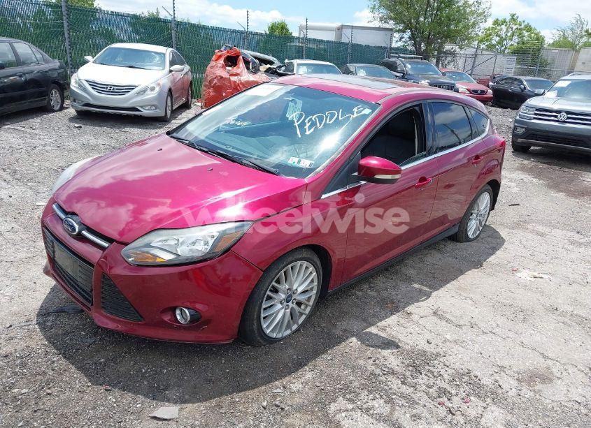 Photo 2 of 2013 Ford Focus TITANIUM (VIN 1FADP3N22DL129912)