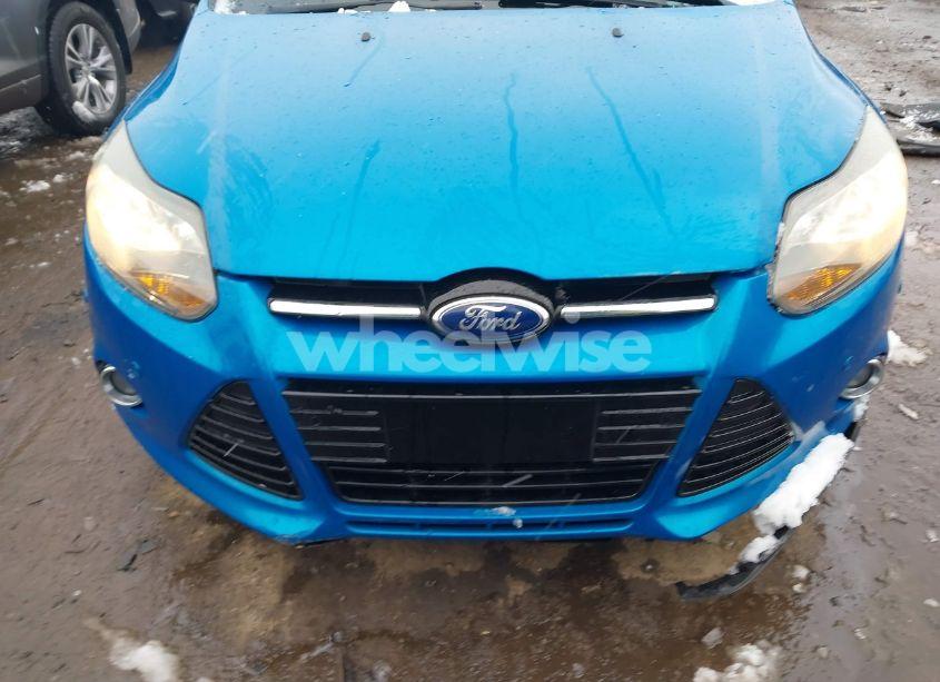 Photo 12 of 2014 Ford Focus TITANIUM (VIN 1FADP3N22EL129572)