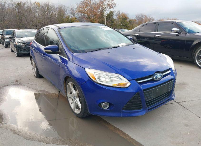 2014 Ford Focus TITANIUM (VIN 1FADP3N22EL195894) main photo