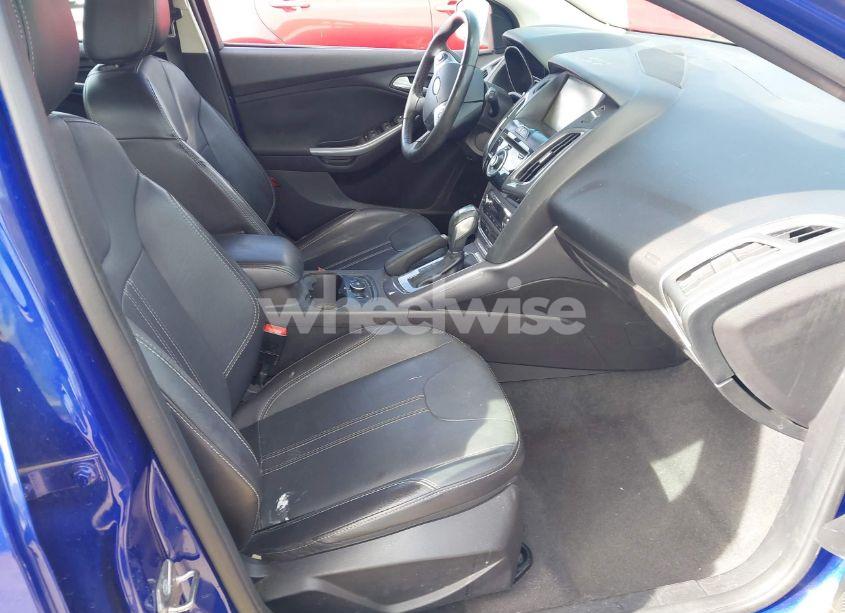 Photo 5 of 2014 Ford Focus TITANIUM (VIN 1FADP3N22EL298362)