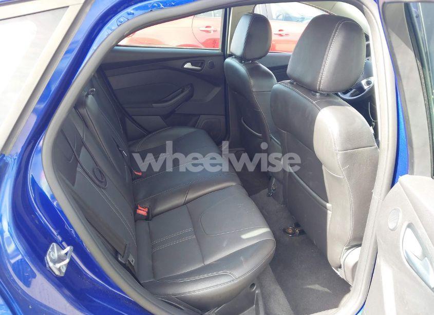 Photo 8 of 2014 Ford Focus TITANIUM (VIN 1FADP3N22EL298362)