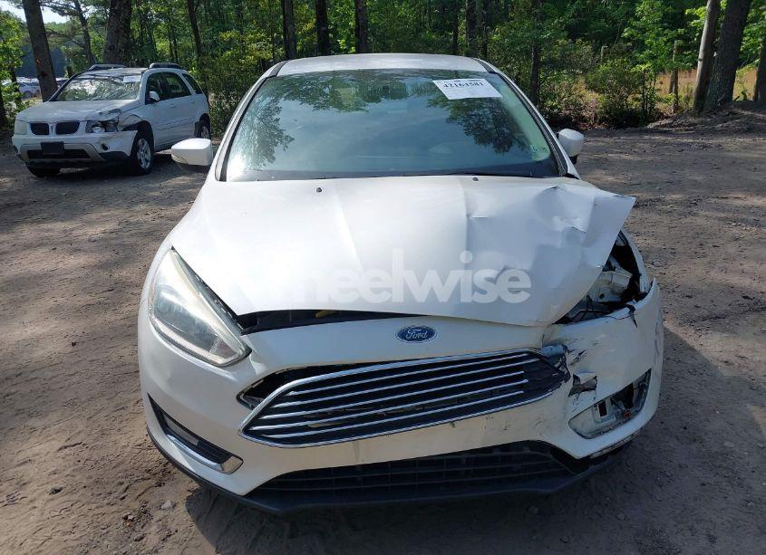 Photo 12 of 2016 Ford Focus TITANIUM (VIN 1FADP3N22GL239282)