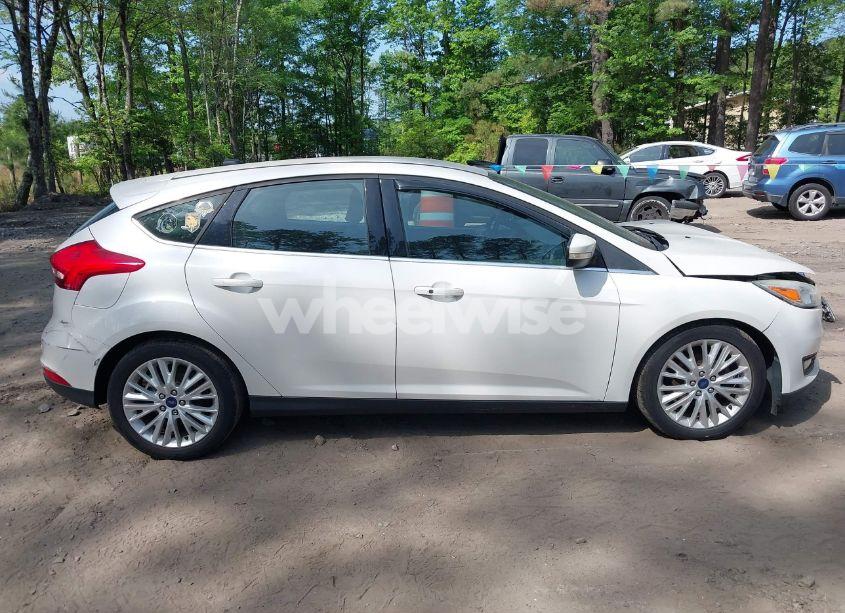 Photo 13 of 2016 Ford Focus TITANIUM (VIN 1FADP3N22GL239282)