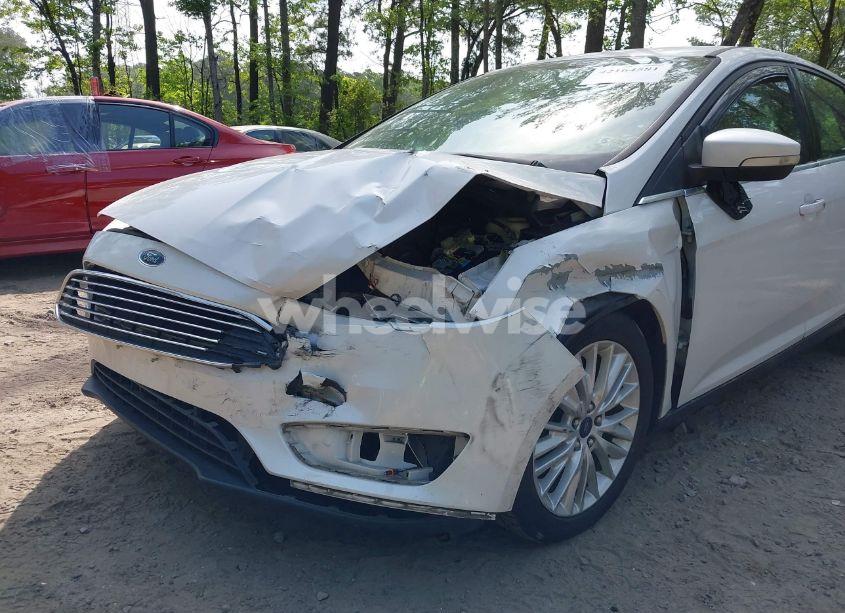 Photo 6 of 2016 Ford Focus TITANIUM (VIN 1FADP3N22GL239282)