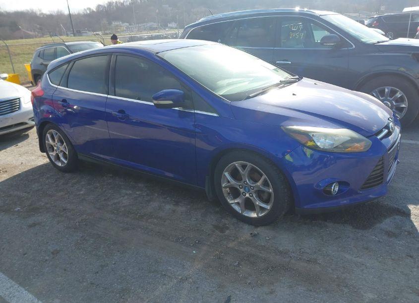 2013 Ford Focus TITANIUM (VIN 1FADP3N23DL242834) main photo