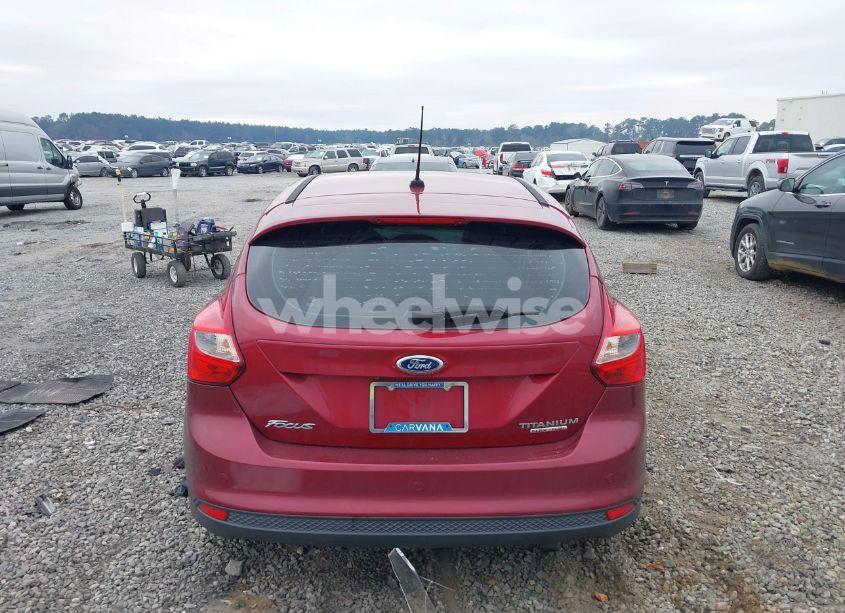Photo 16 of 2014 Ford Focus TITANIUM (VIN 1FADP3N23EL166033)