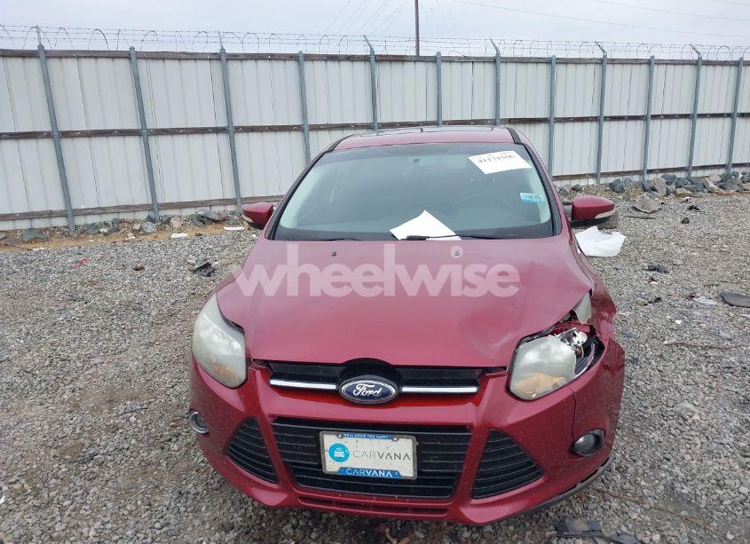 Photo 6 of 2014 Ford Focus TITANIUM (VIN 1FADP3N23EL166033)