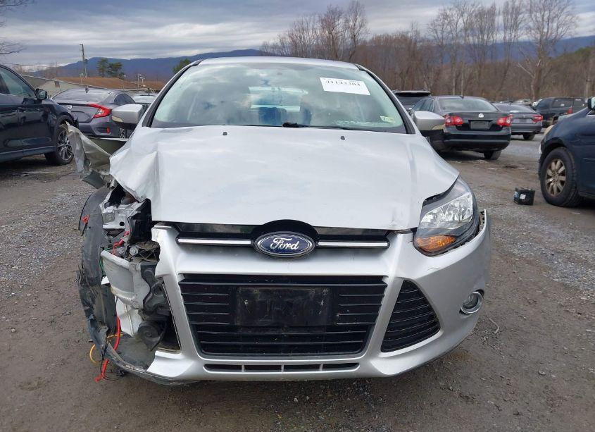 Photo 13 of 2014 Ford Focus TITANIUM (VIN 1FADP3N23EL179817)