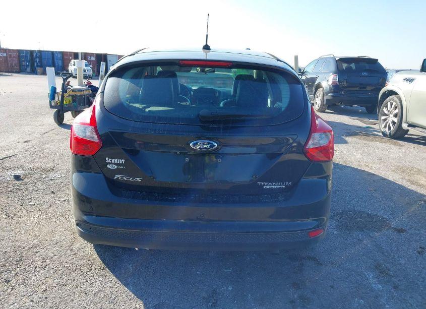 Photo 16 of 2014 Ford Focus TITANIUM (VIN 1FADP3N23EL279710)