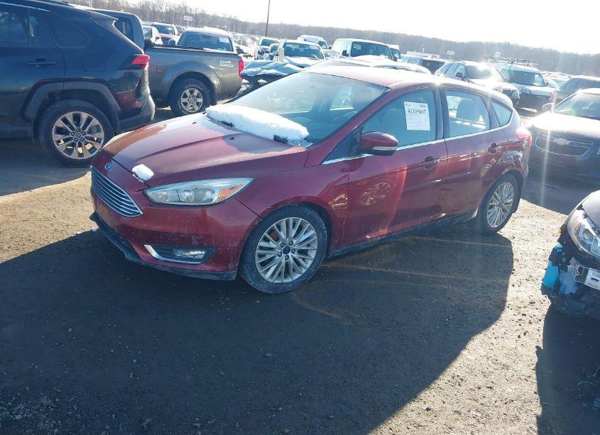 Photo 2 of 2016 Ford Focus TITANIUM (VIN 1FADP3N23GL295411)
