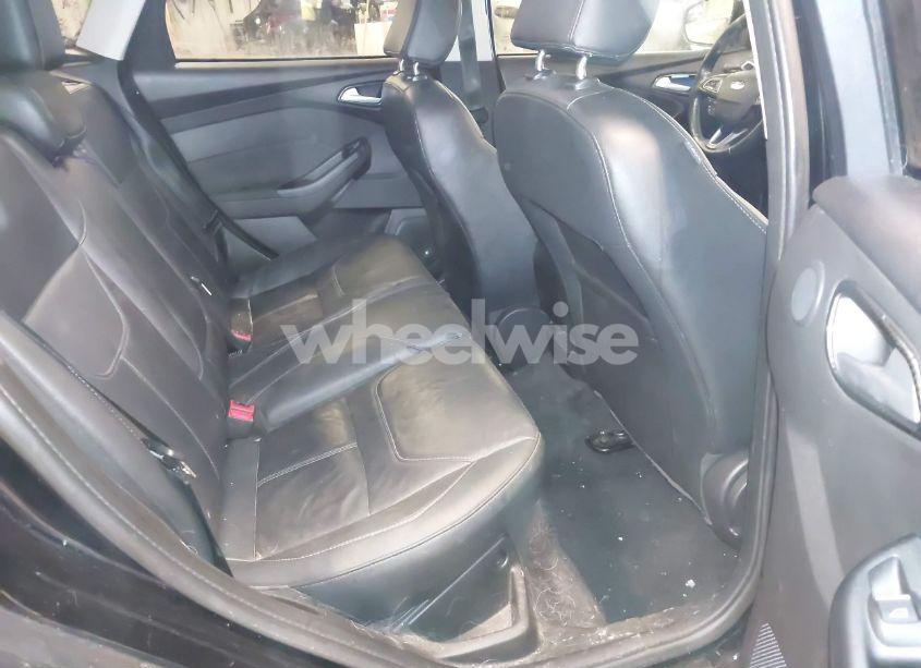 Photo 8 of 2017 Ford Focus TITANIUM (VIN 1FADP3N23HL279629)