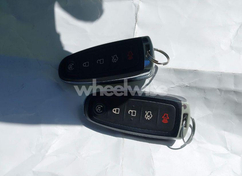 Photo 11 of 2017 Ford Focus TITANIUM (VIN 1FADP3N23HL287195)