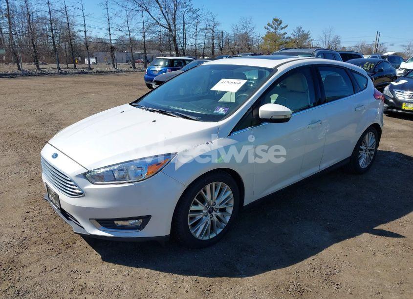 Photo 2 of 2017 Ford Focus TITANIUM (VIN 1FADP3N23HL287195)