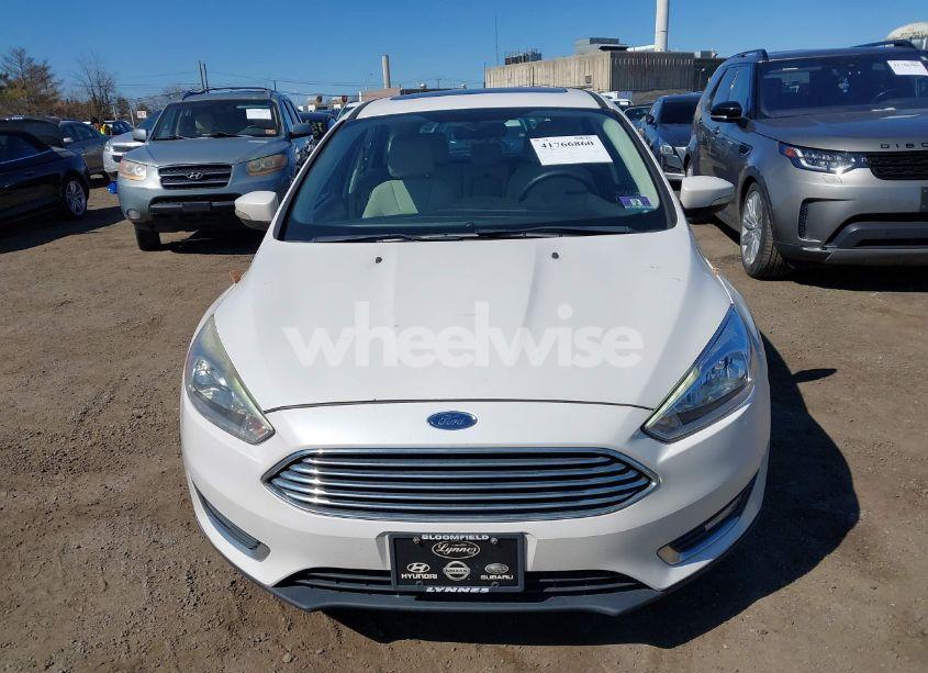 Photo 6 of 2017 Ford Focus TITANIUM (VIN 1FADP3N23HL287195)