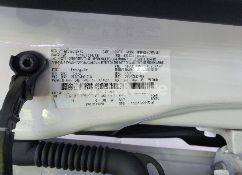 Photo 9 of 2017 Ford Focus TITANIUM (VIN 1FADP3N23HL287195)