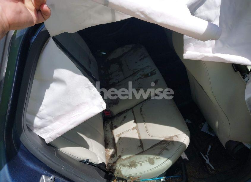 Photo 8 of 2018 Ford Focus TITANIUM (VIN 1FADP3N23JL280589)