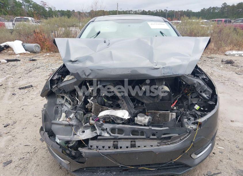 Photo 12 of 2018 Ford Focus TITANIUM (VIN 1FADP3N23JL289244)