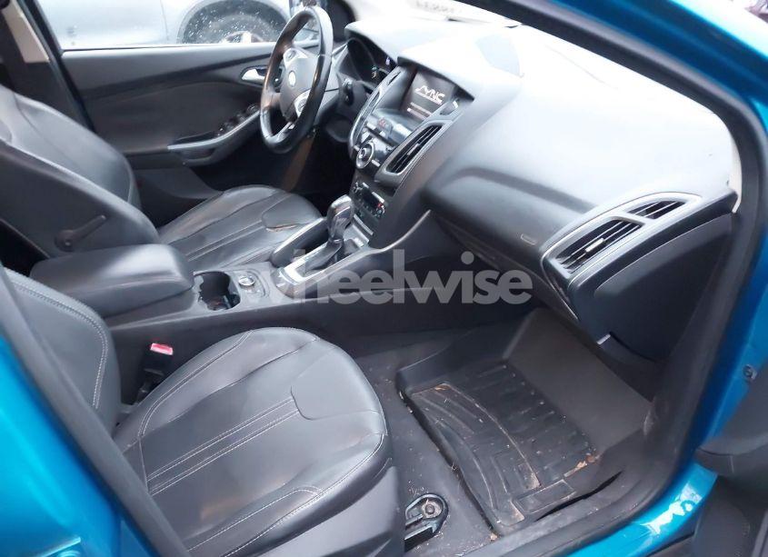 Photo 5 of 2013 Ford Focus TITANIUM (VIN 1FADP3N24DL136568)