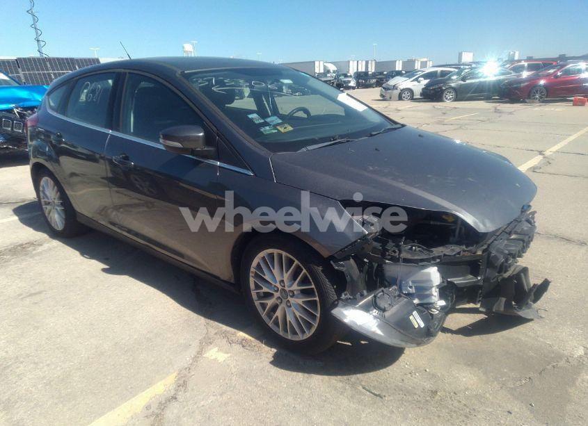 2013 Ford Focus TITANIUM (VIN 1FADP3N24DL208966) main photo