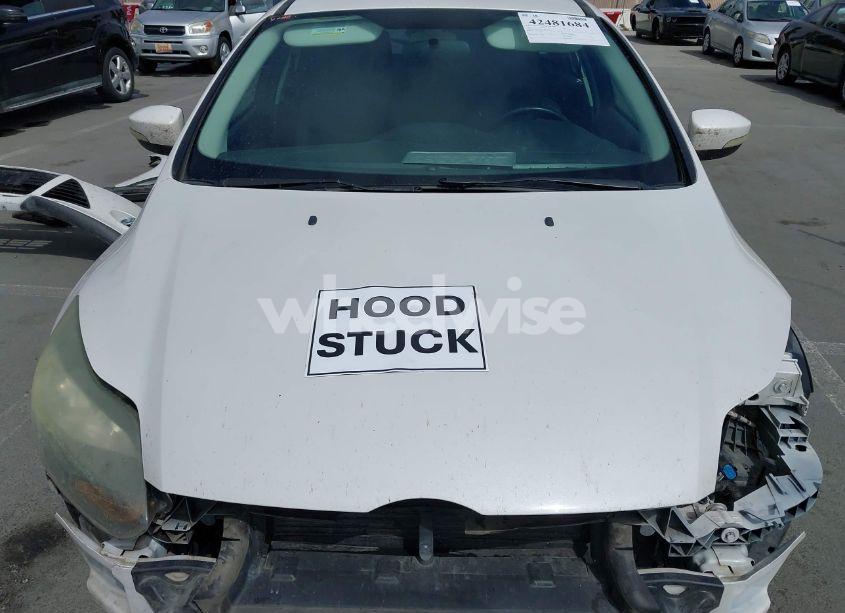 Photo 10 of 2014 Ford Focus TITANIUM (VIN 1FADP3N24EL186050)