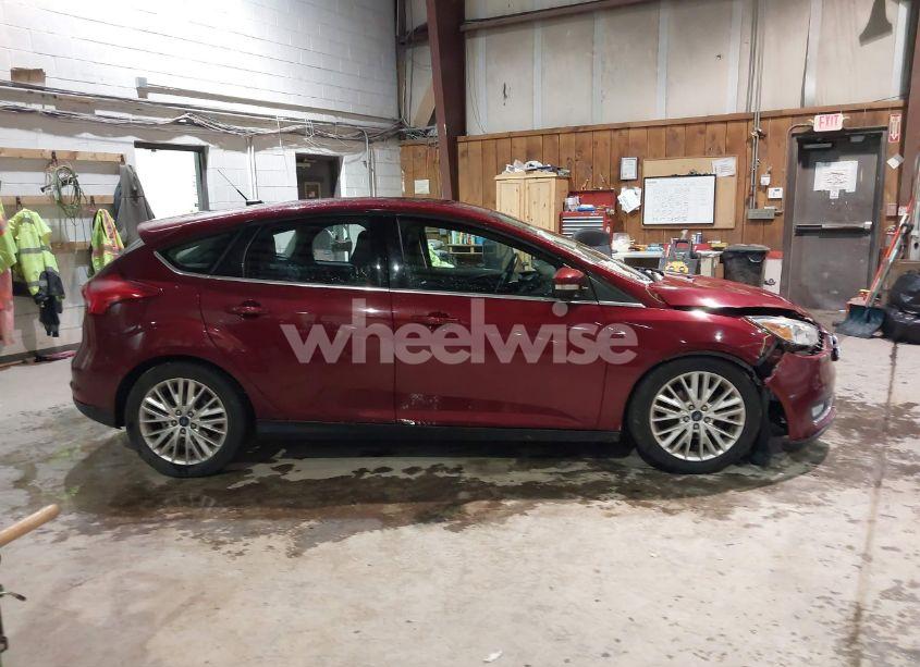 Photo 13 of 2015 Ford Focus TITANIUM (VIN 1FADP3N24FL212826)