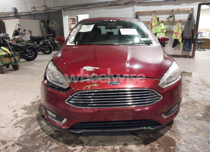 Photo 17 of 2015 Ford Focus TITANIUM (VIN 1FADP3N24FL212826)