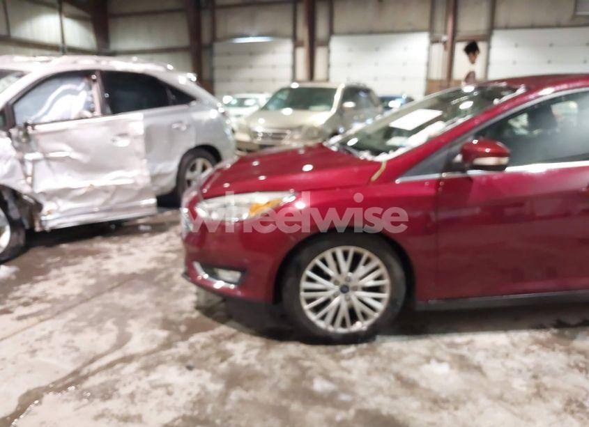 Photo 18 of 2015 Ford Focus TITANIUM (VIN 1FADP3N24FL212826)