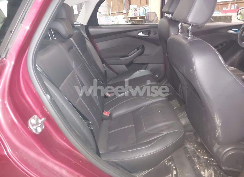 Photo 8 of 2015 Ford Focus TITANIUM (VIN 1FADP3N24FL212826)