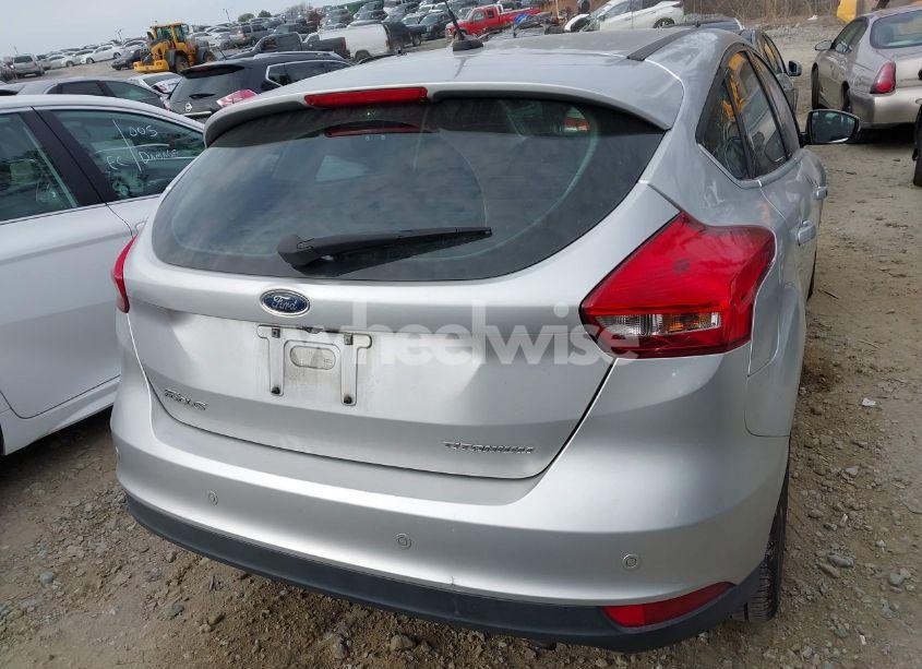 Photo 16 of 2017 Ford Focus TITANIUM (VIN 1FADP3N24HL251256)