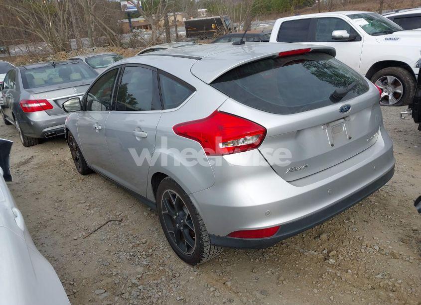 Photo 3 of 2017 Ford Focus TITANIUM (VIN 1FADP3N24HL251256)