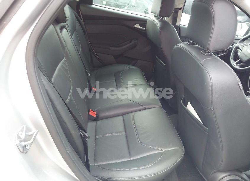 Photo 8 of 2017 Ford Focus TITANIUM (VIN 1FADP3N24HL251256)