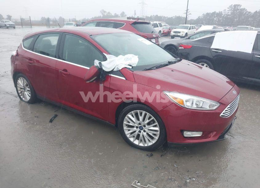2017 Ford Focus TITANIUM (VIN 1FADP3N24HL264248) main photo